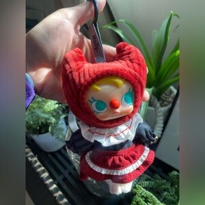 POPMART: MOLLY CRIMSON DANCER WHY SO SERIOUS?